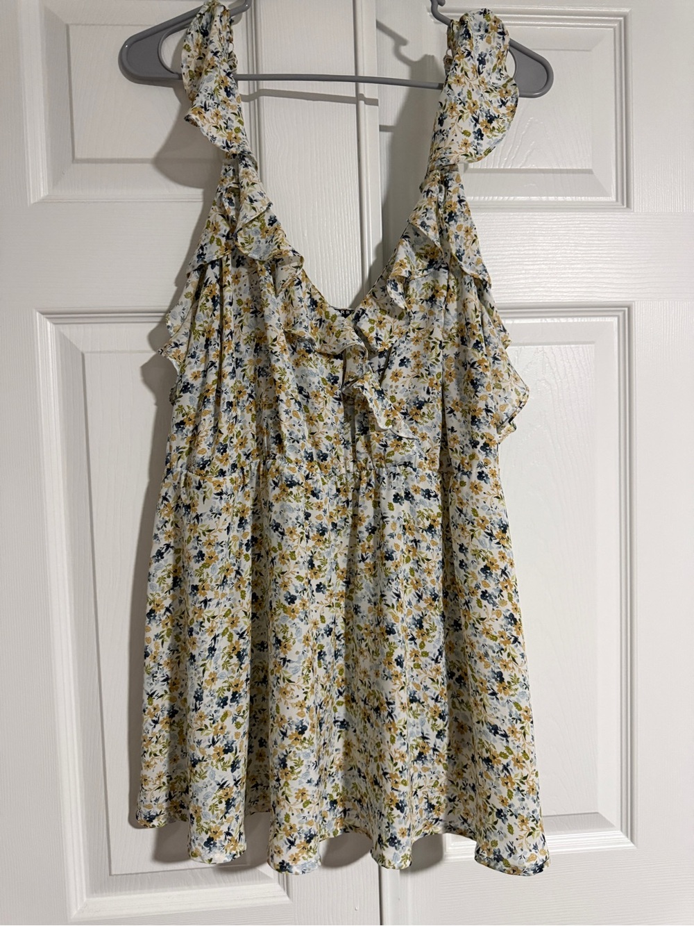 Torrid Floral Ruffle Tank Top – Size 2x